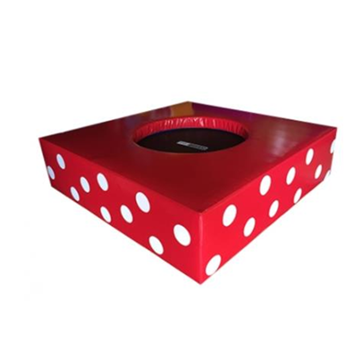 Buntes Softplay-Trampolin, Out – Kids Toys Rental Bewertung und Preis